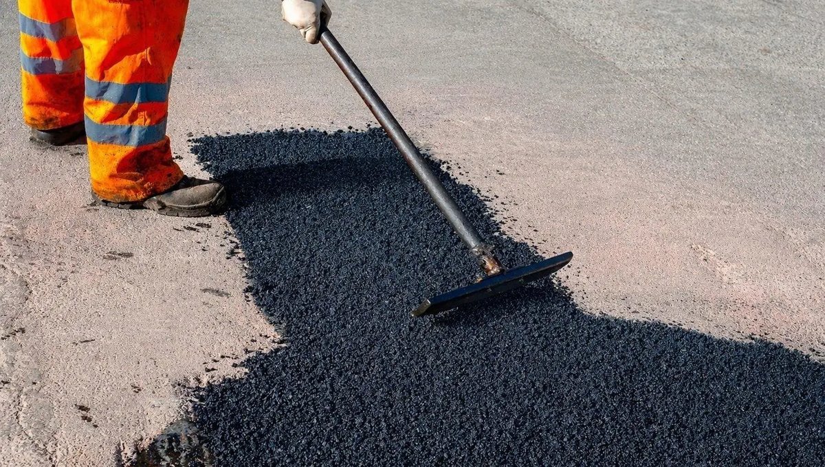 Mezcla asfáltica en frío BACHEX lista para aplicar, base del producto